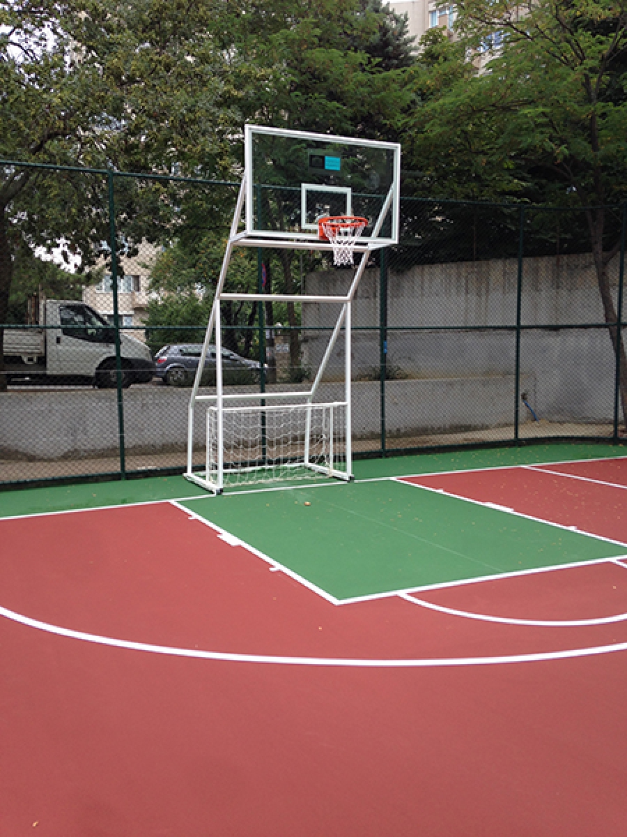DÖRT DIREKLI SEYYAR AKRİLİK PANYA BASKETBOL POTASI